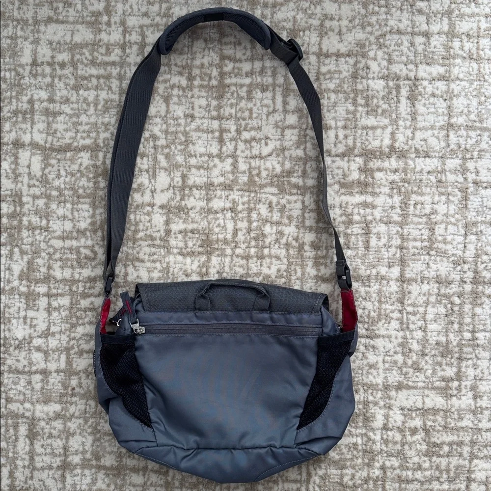 Victorinox Unisex Mini Crossbody Messenger Bag
